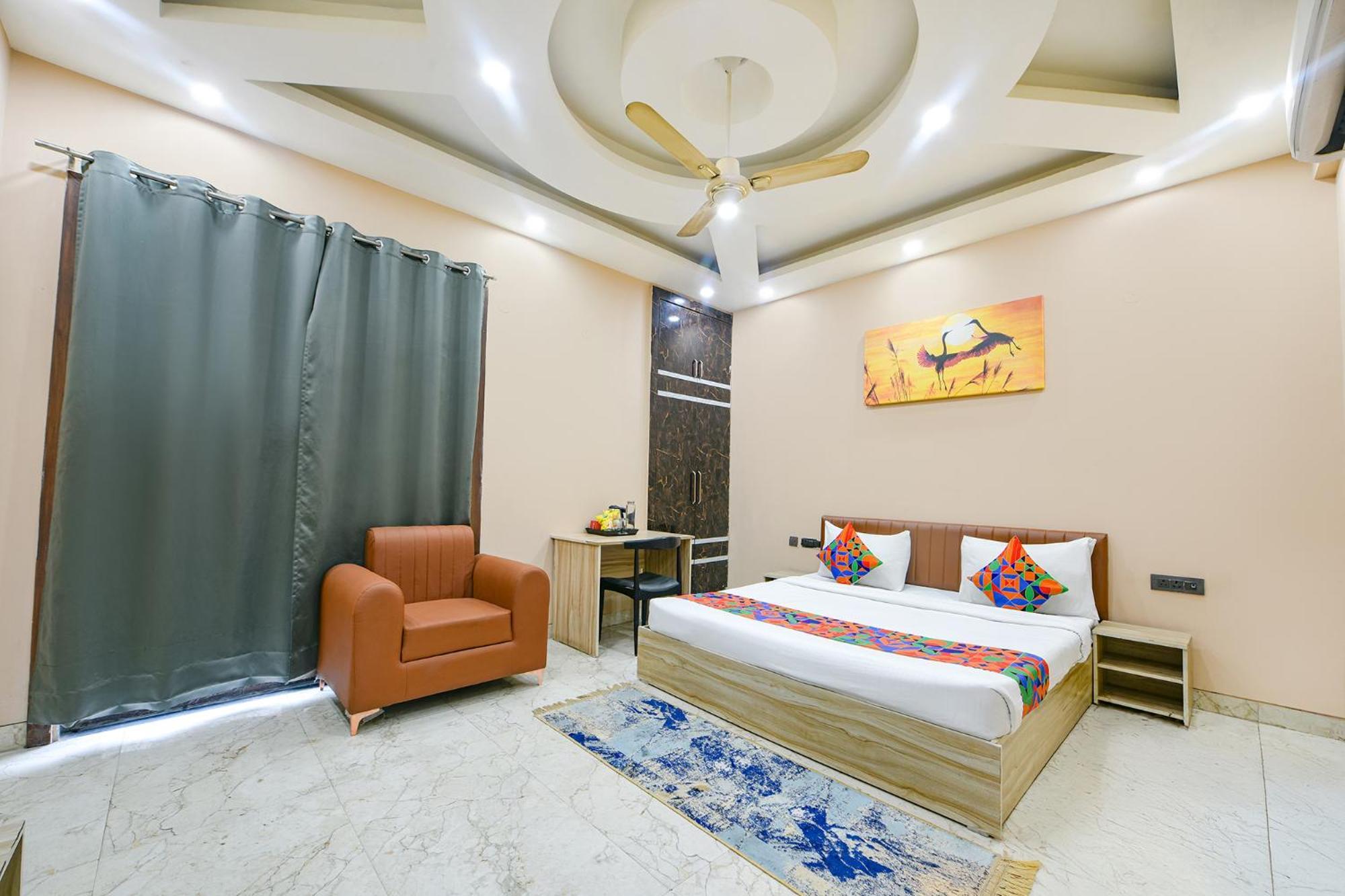 Fabhotel Vibe Noida Exterior foto